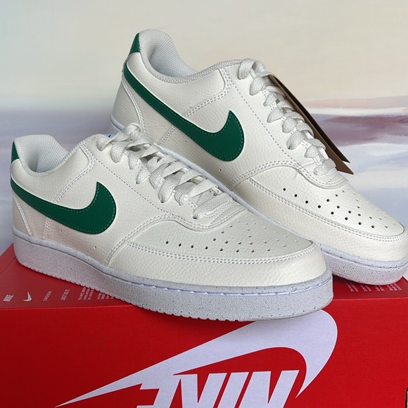 Nike WMNS Court Vision Low Next
Nature
Sail/White/Malachite
Shoes
FQ8892-133 - Picture 3 of 16